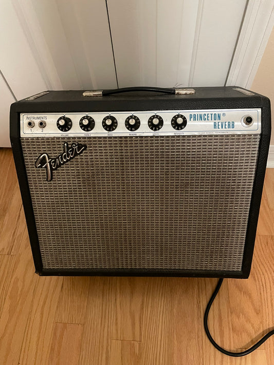 b                                                          Fender Princeton Reverb